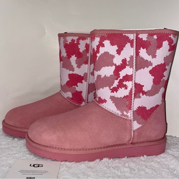 UGG Shoes - UGG Boots size 9 New